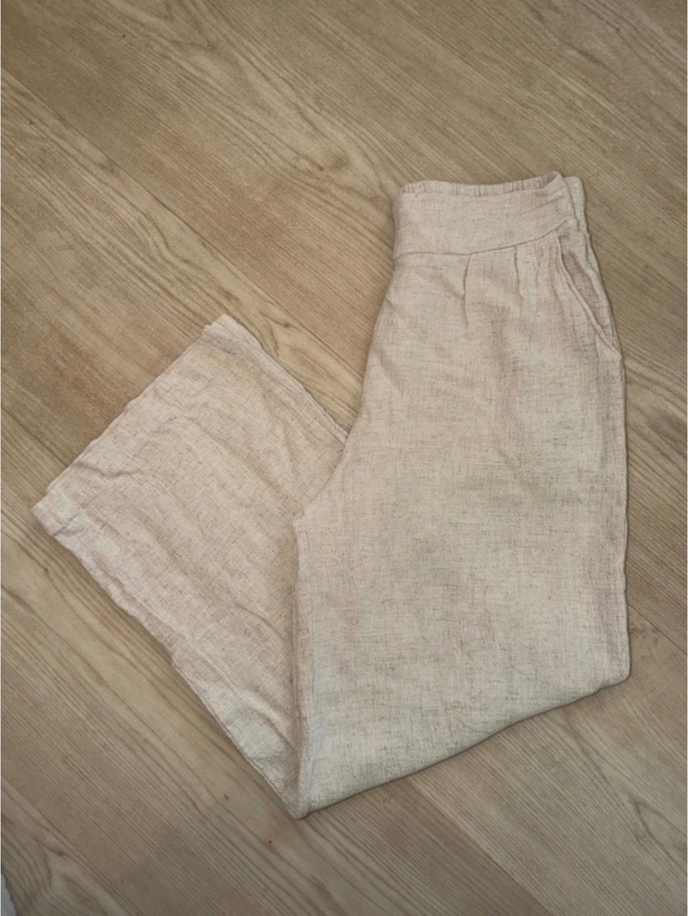Women’s wide leg pants